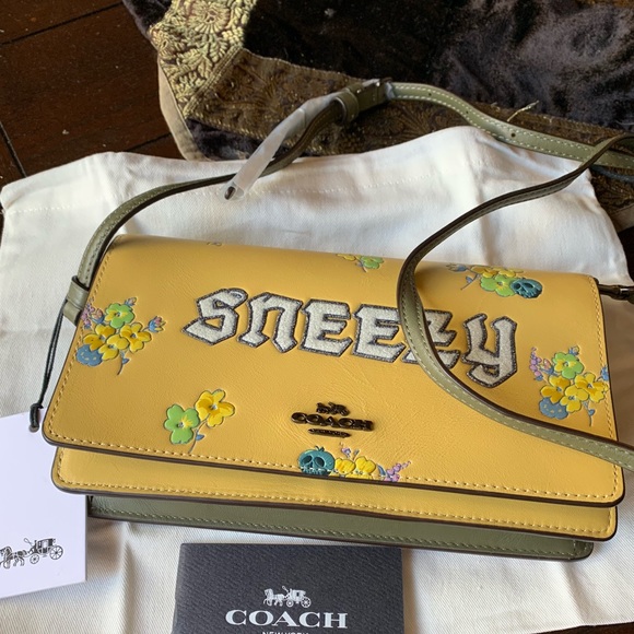 Coach Handbags - Authentic Coach leather L.Edition Crosby/Clutch 🌼